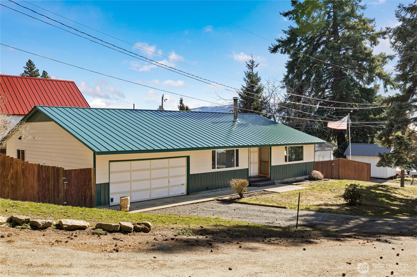 115 W Sixth Street , Cle Elum, WA 98922
