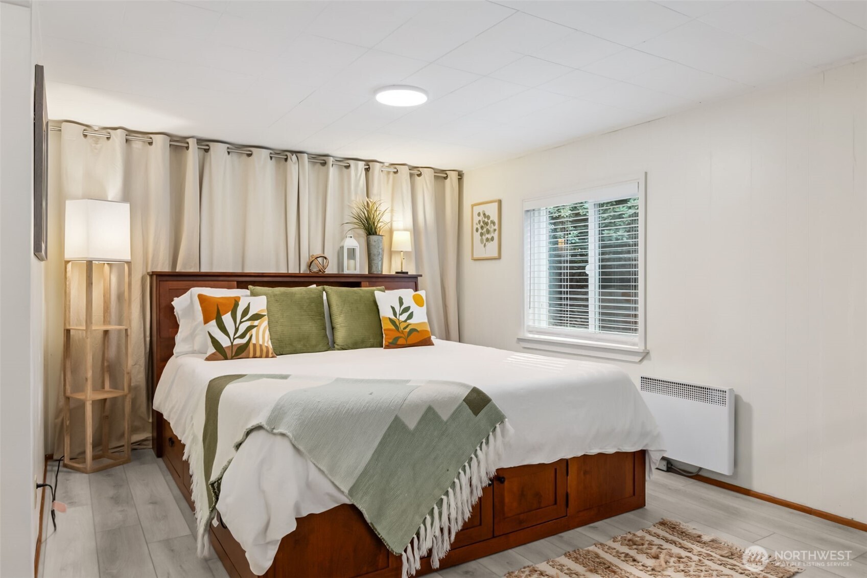 1347 N Pear Street NE, Olympia, WA 98506