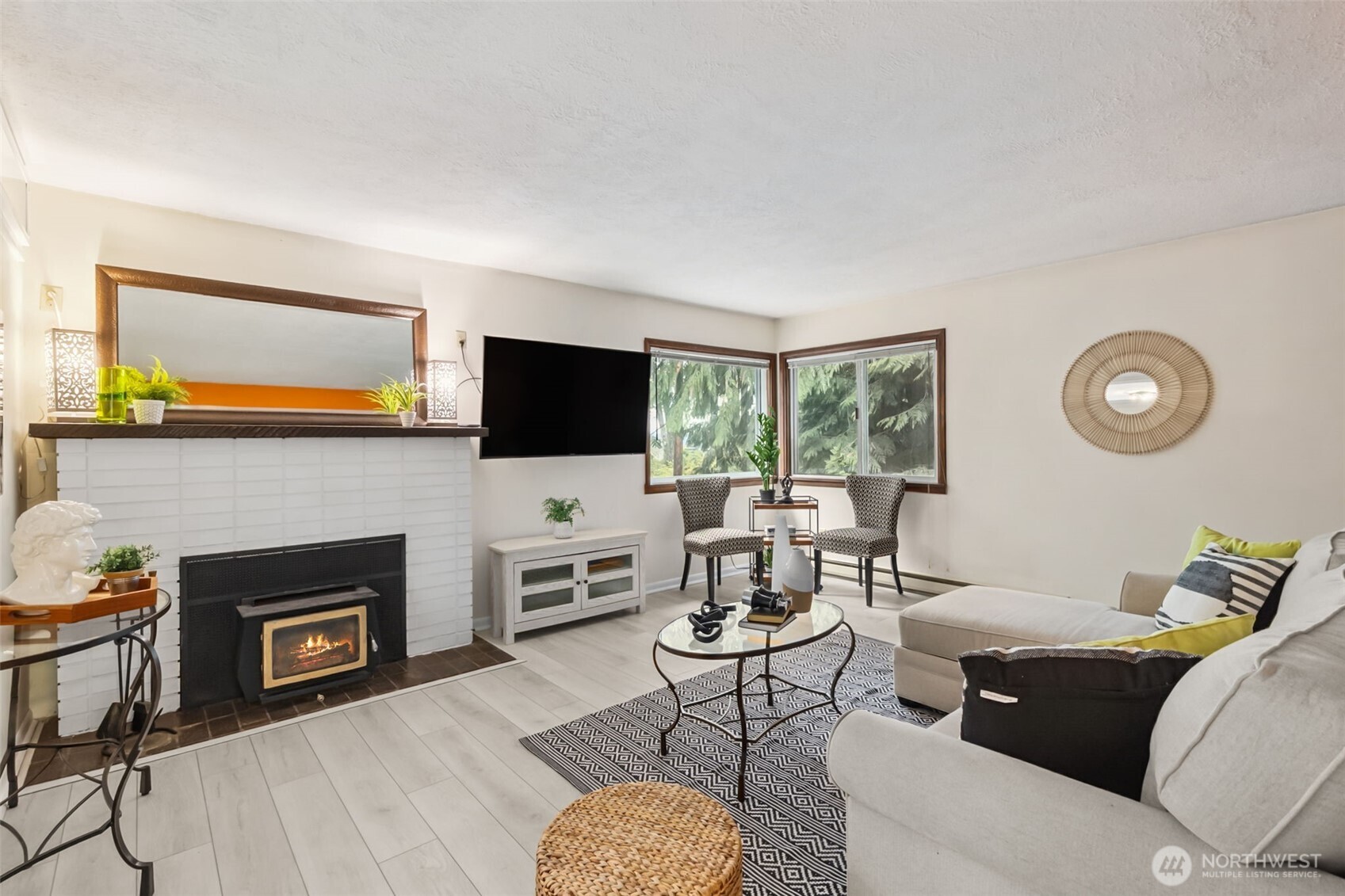 1347 N Pear Street NE, Olympia, WA 98506