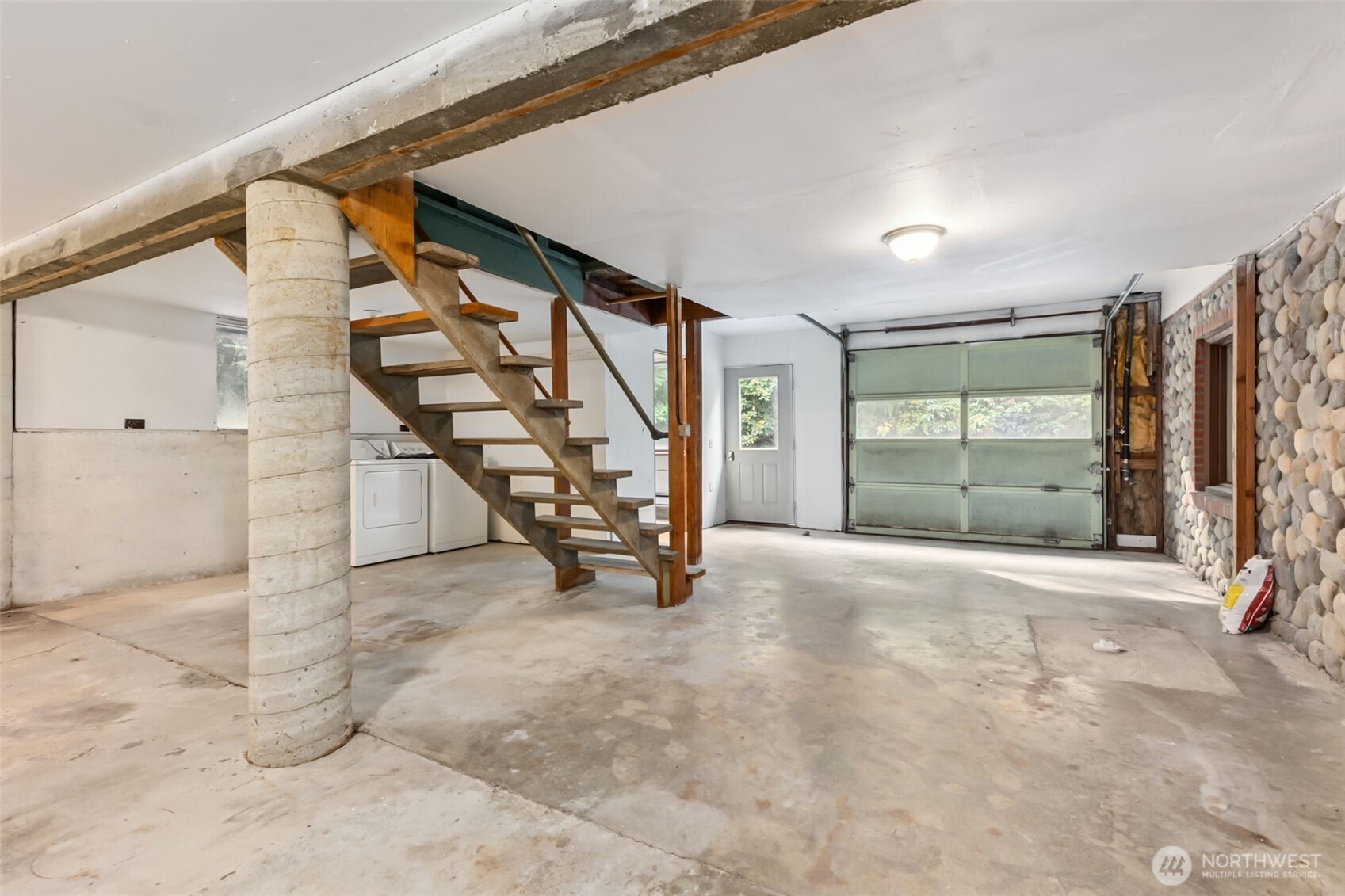 1347 N Pear Street NE, Olympia, WA 98506