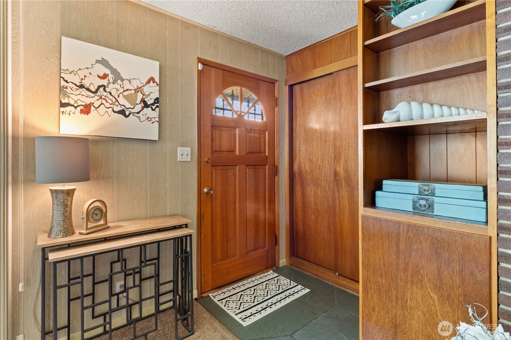 15829 4th Avenue SW, Burien, WA 98166