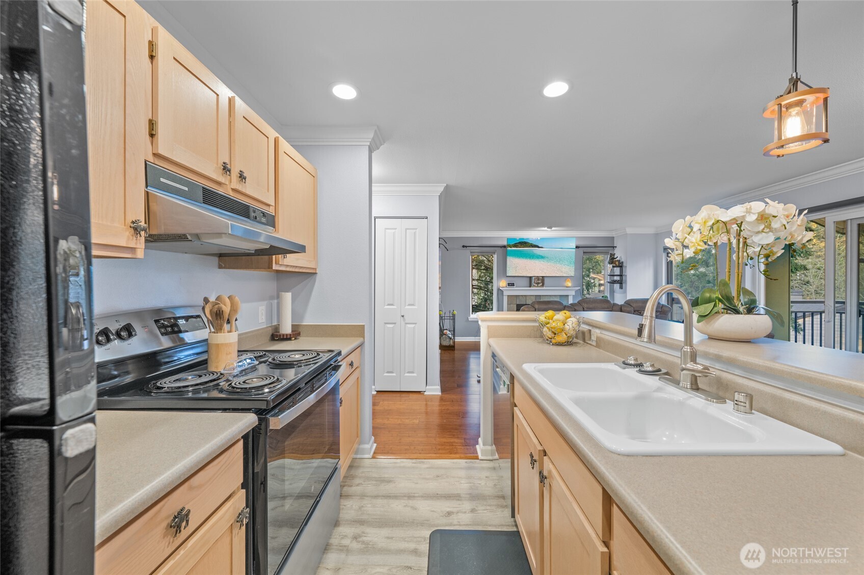31500 33rd Place SW #D201, Federal Way, WA 98023