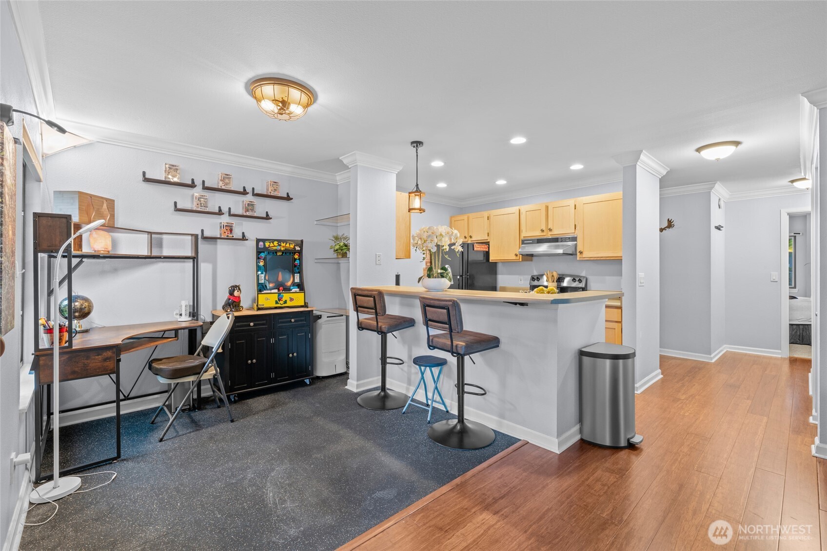 31500 33rd Place SW #D201, Federal Way, WA 98023