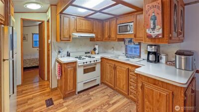 147 E Big River , Deming, WA 98244 - Photo 11