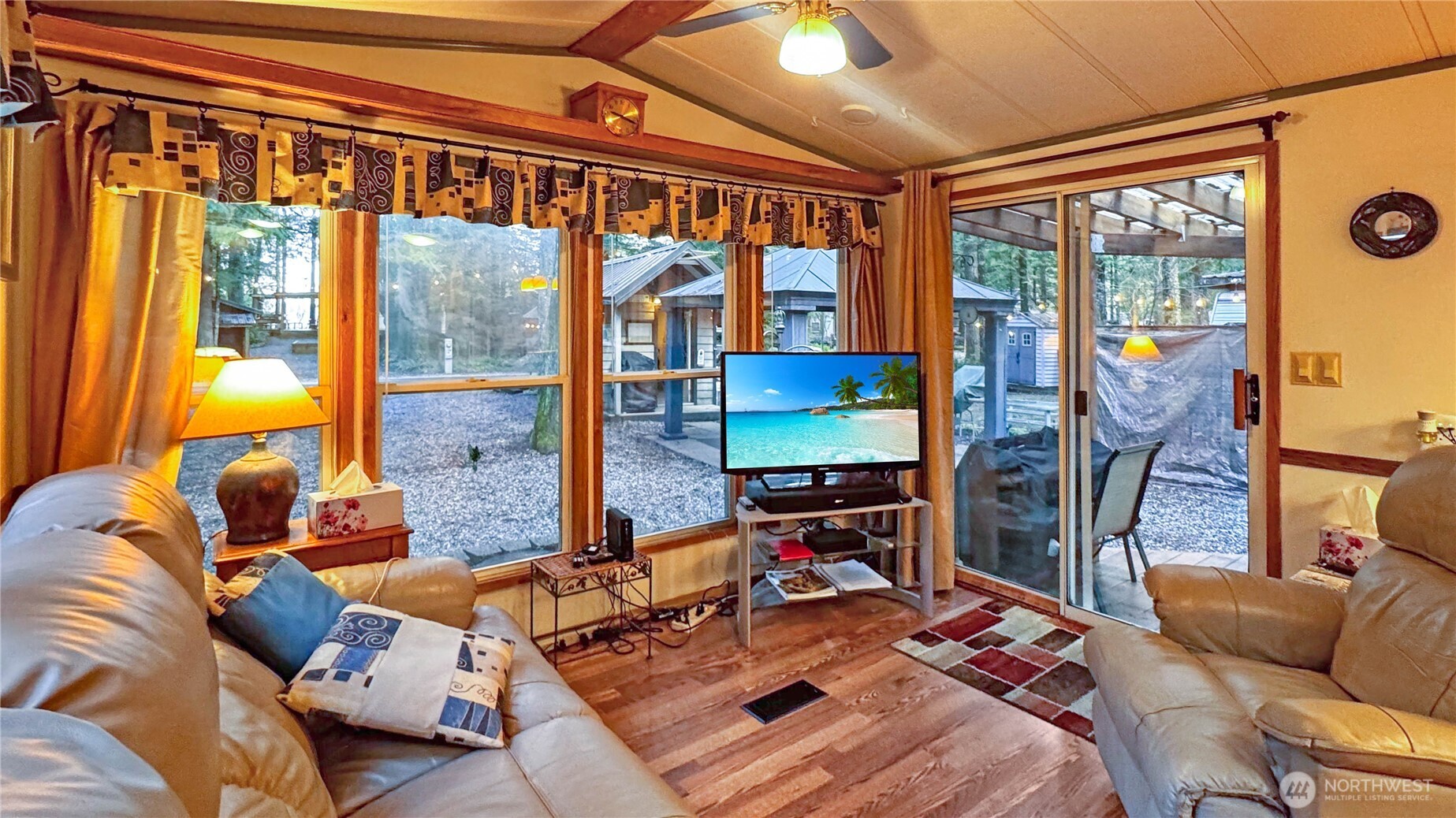 147 E Big River , Deming, WA 98244