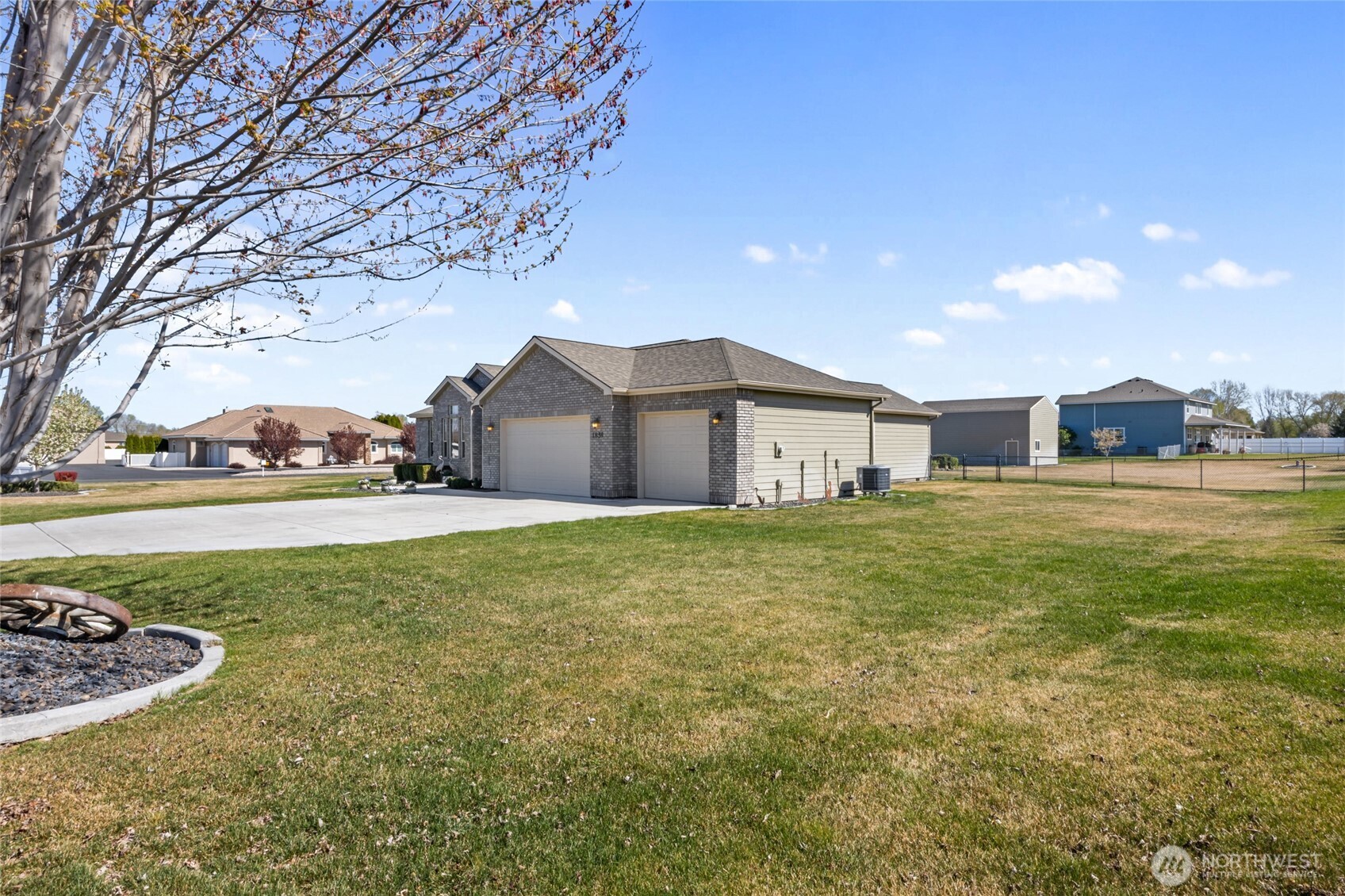 1859 F.5 Road NE, Moses Lake, WA 98837
