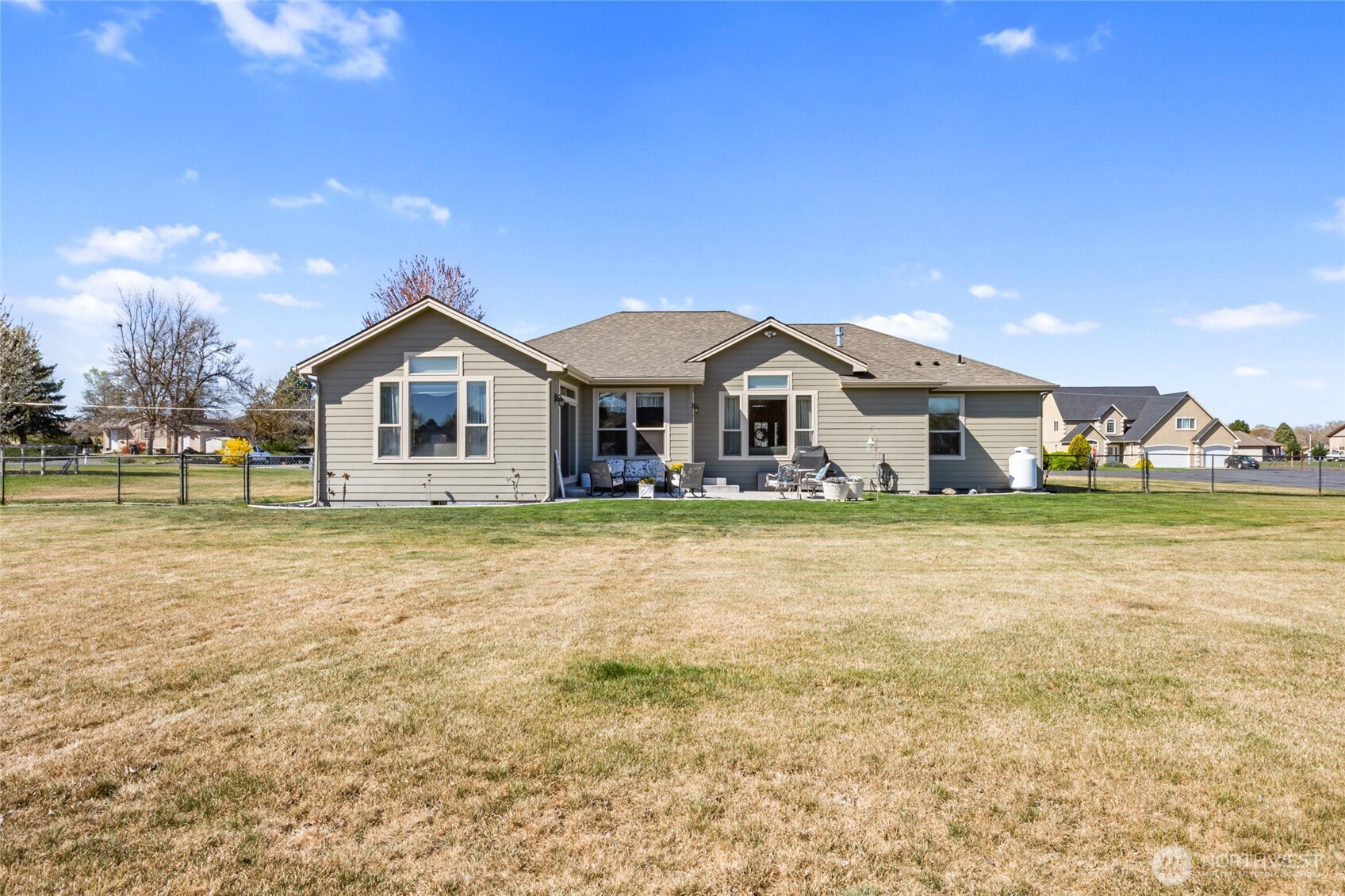1859 F.5 Road NE, Moses Lake, WA 98837