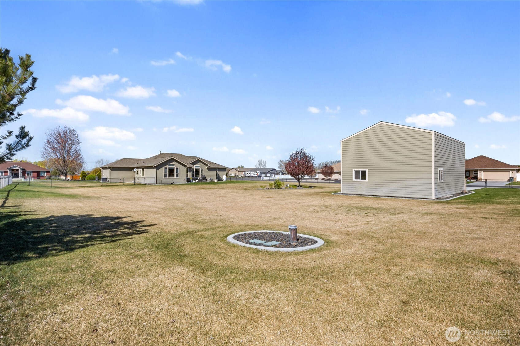 1859 F.5 Road NE, Moses Lake, WA 98837