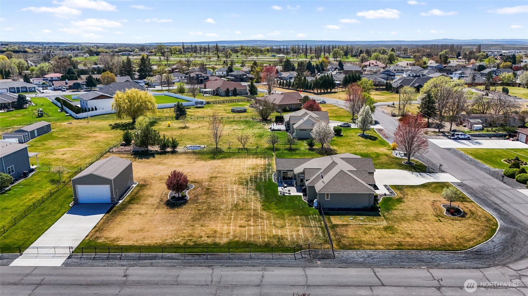 1859 F.5 Road NE, Moses Lake, WA 98837