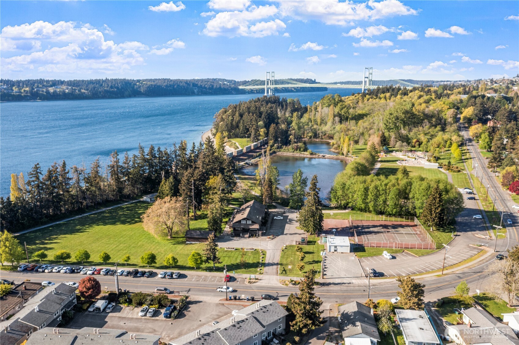 1536 -1538 S Walters Road , Tacoma, WA 98465
