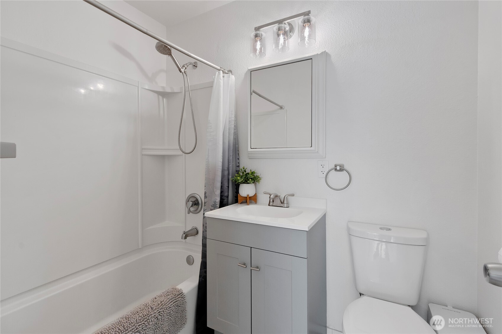 1536 -1538 S Walters Road , Tacoma, WA 98465