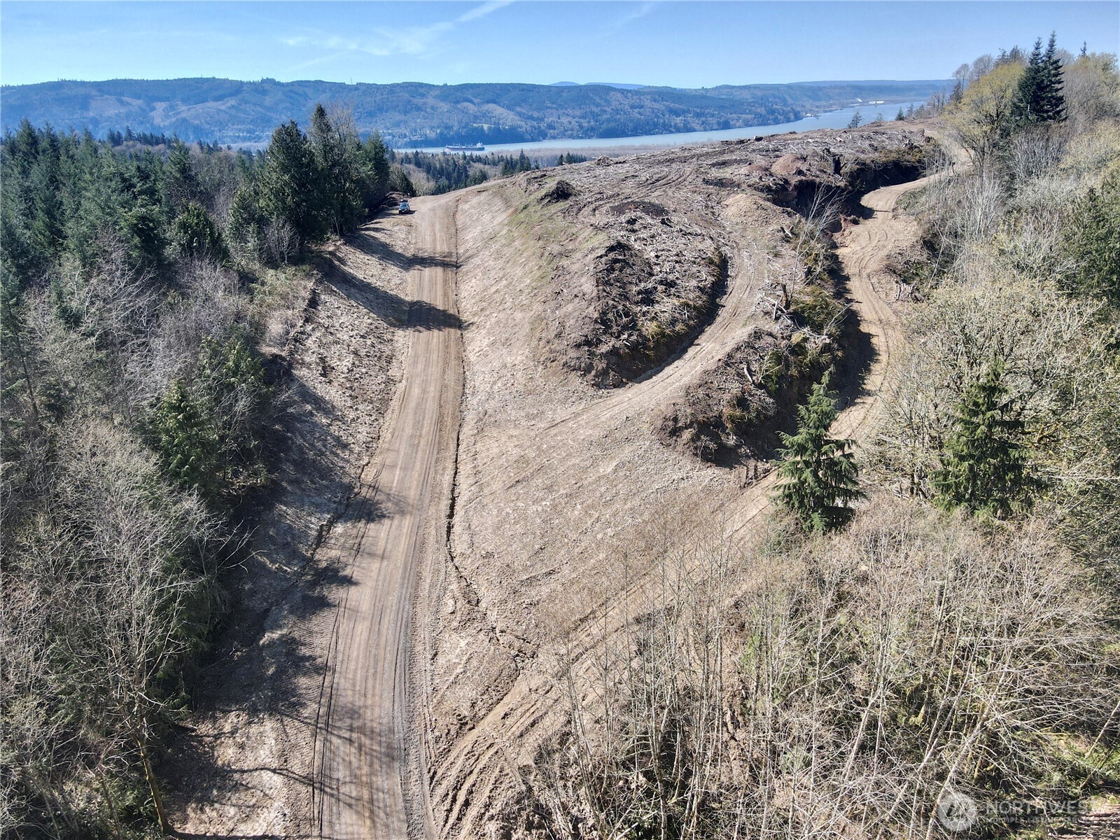 560 Kool Road , Kelso, WA 98626