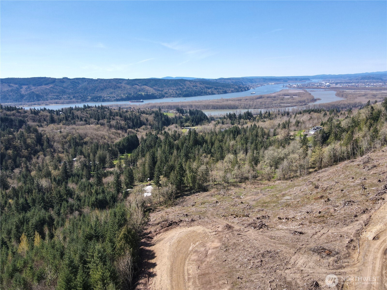 561 Kool Road , Kelso, WA 98626