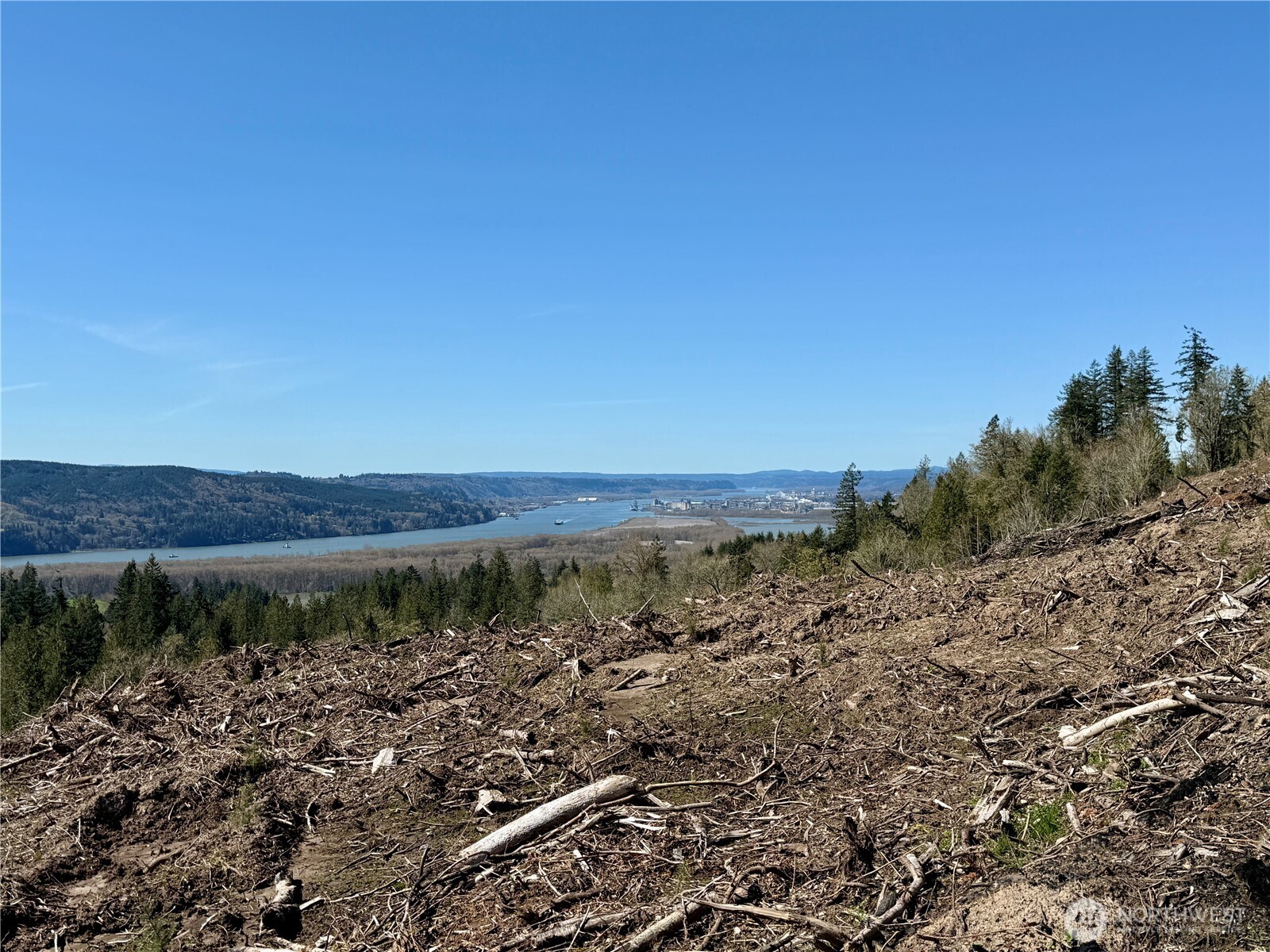 561 Kool Road , Kelso, WA 98626