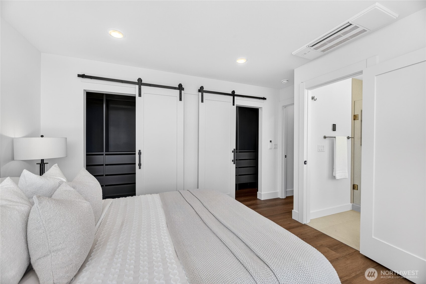 6318 41st Avenue SW #A, Seattle, WA 98136