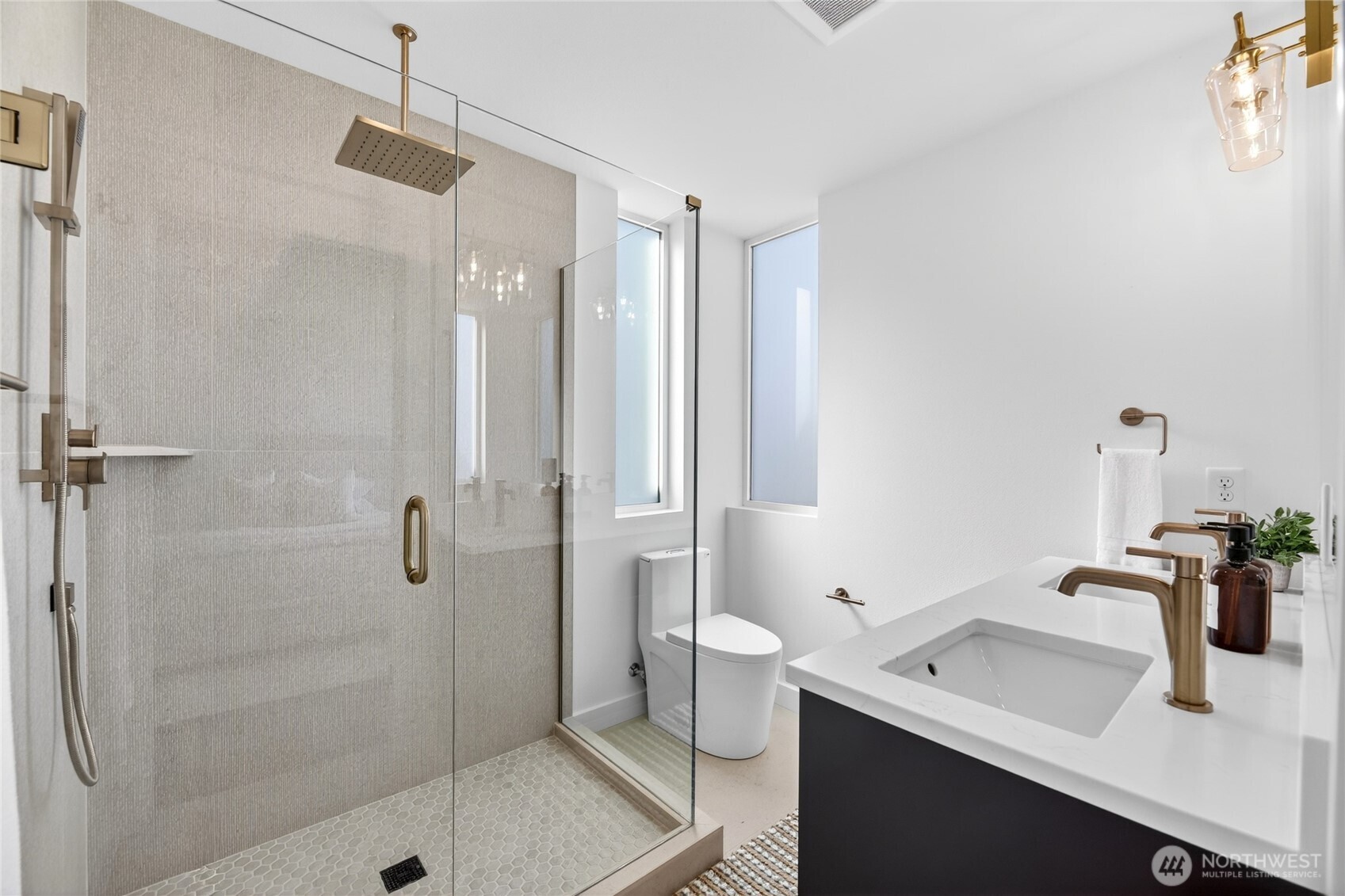 6318 41st Avenue SW #A, Seattle, WA 98136