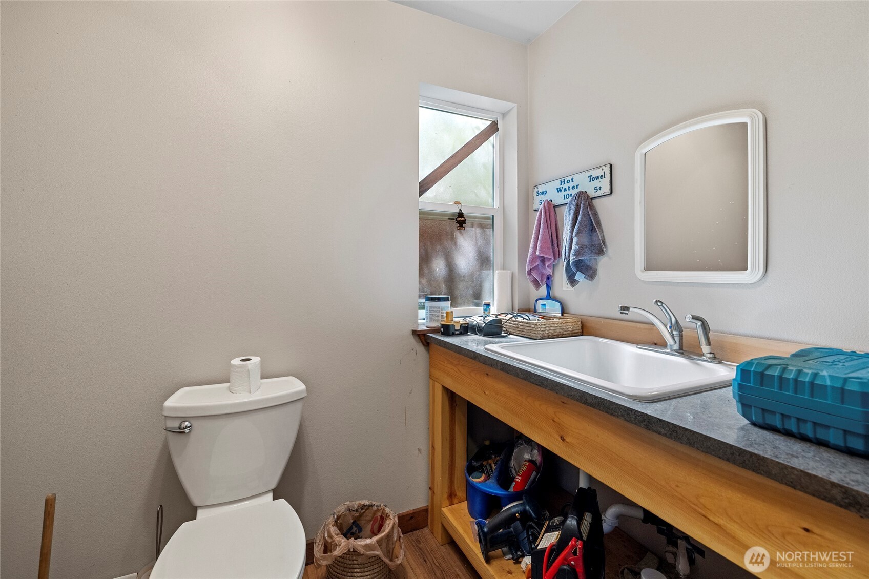 7595 Pressentin Court , Concrete, WA 98237