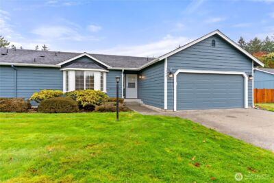 15421 8th Avenue Ct E, Tacoma, WA 98445 - Photo 2