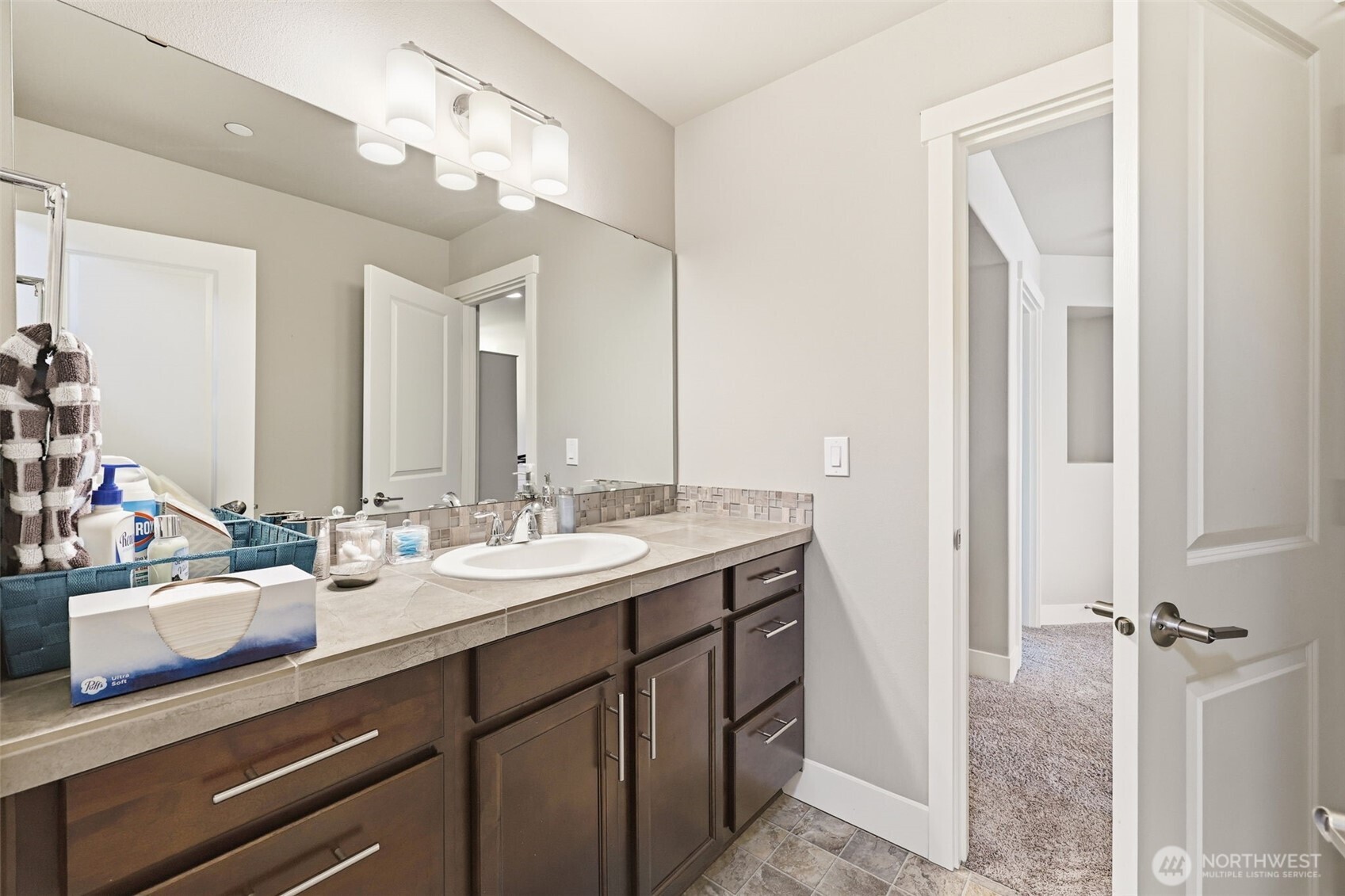 35703 20th Avenue SW, Federal Way, WA 98023