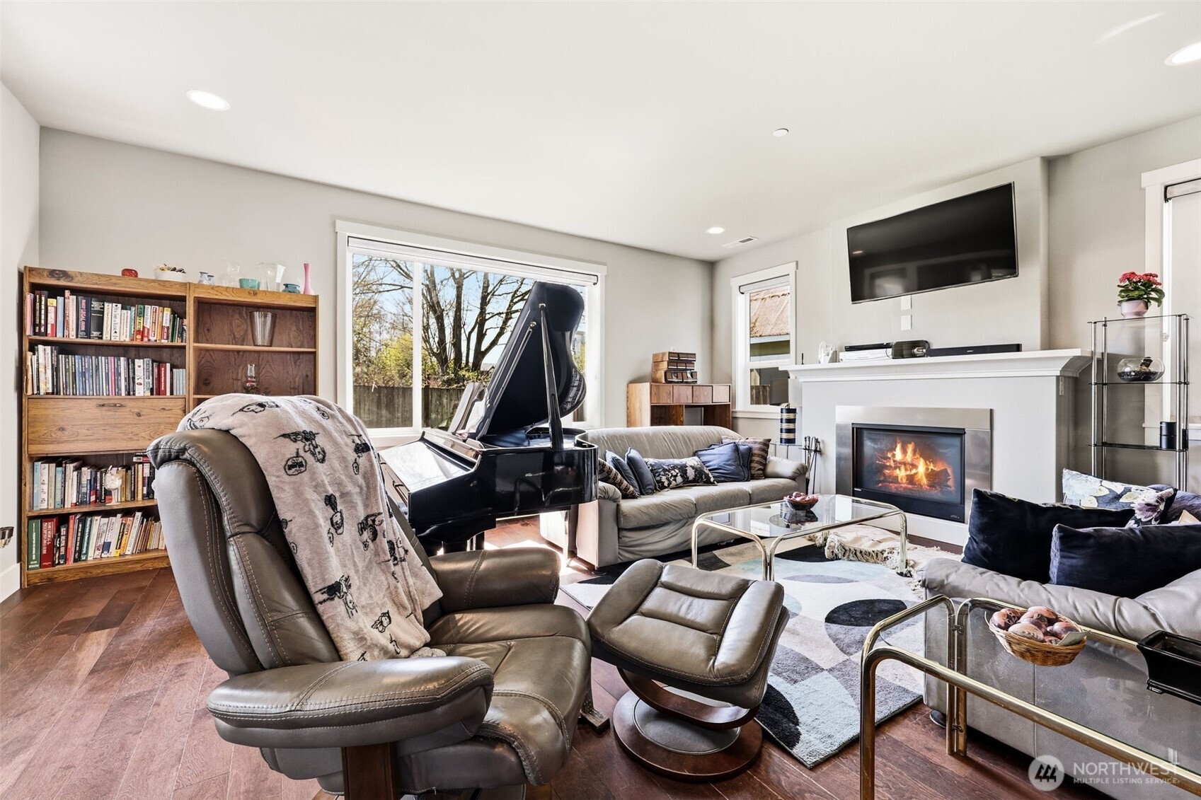 35703 20th Avenue SW, Federal Way, WA 98023