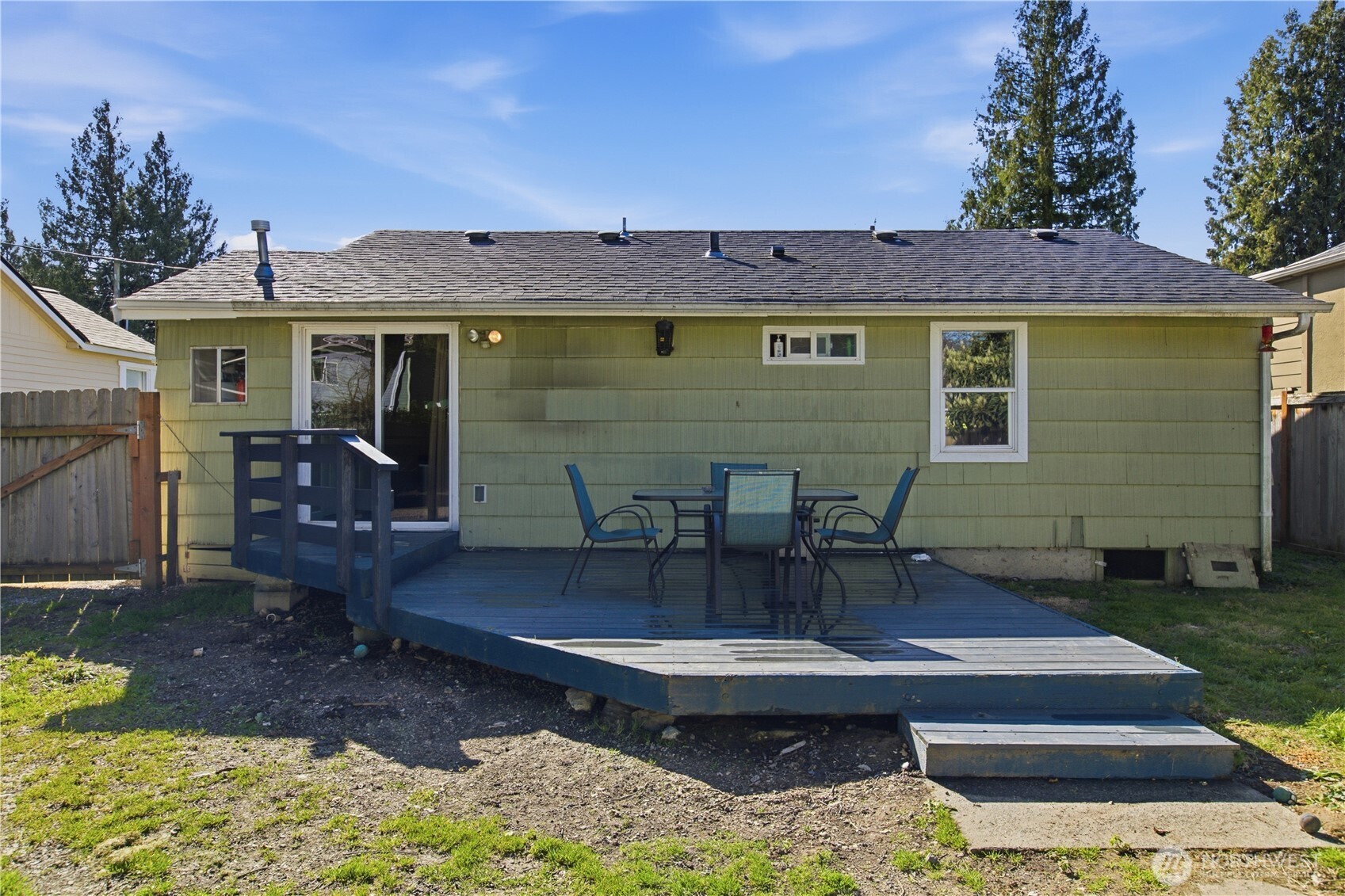 516 6th Ave S, Kent, WA 98032