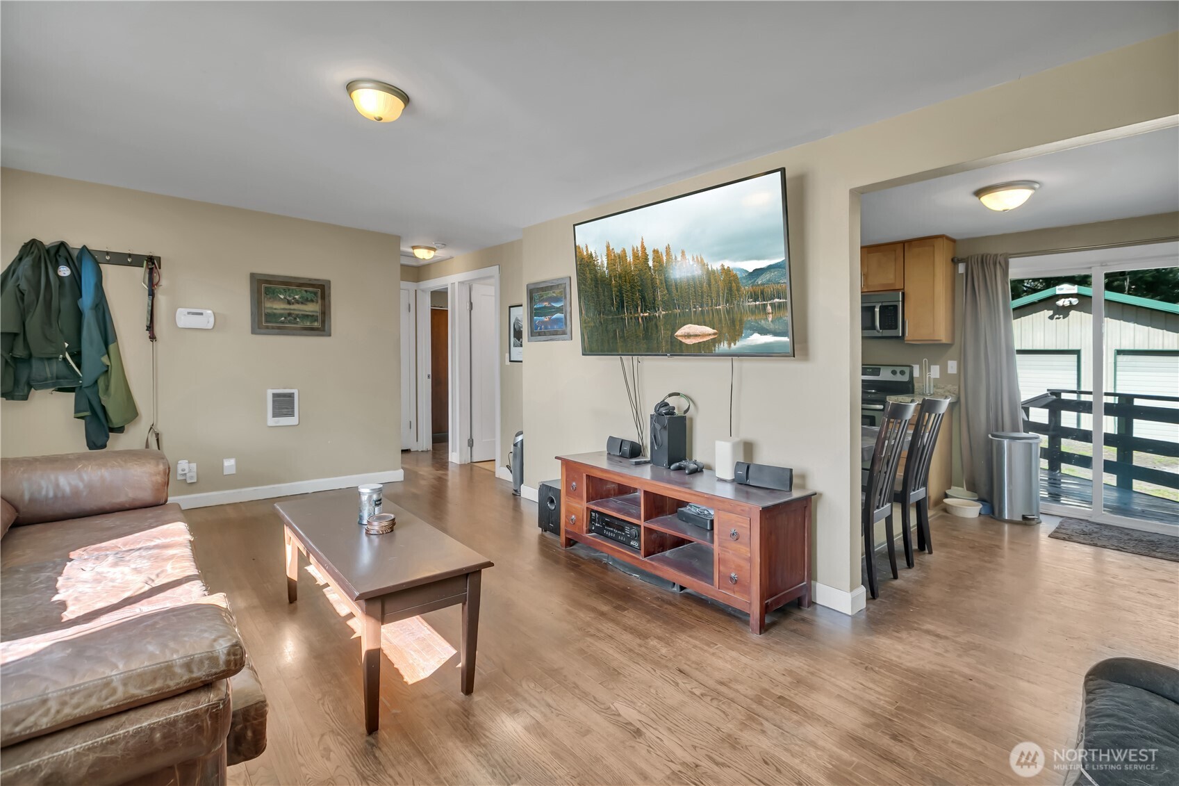 516 6th Ave S, Kent, WA 98032