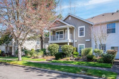 1766 Kennedy Place #D6, Dupont, WA 98327