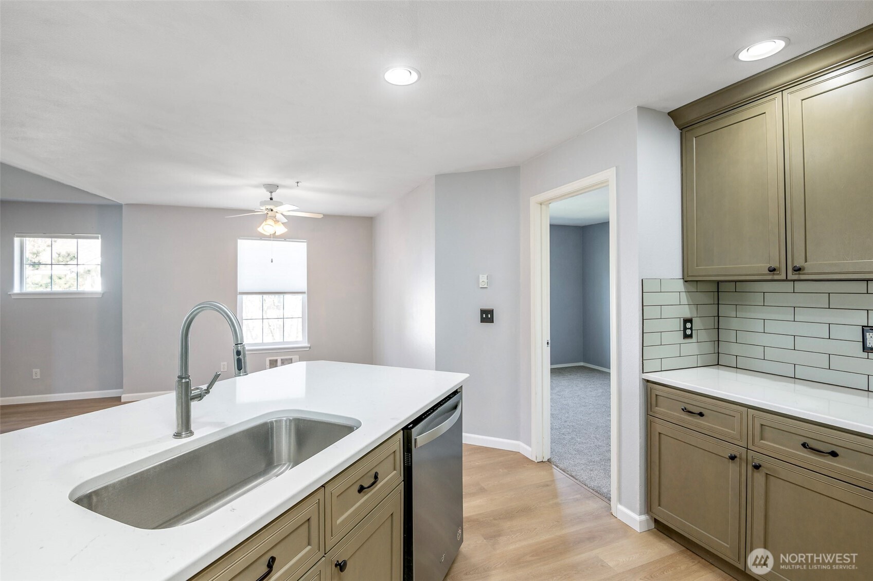 1766 Kennedy Place #D6, Dupont, WA 98327