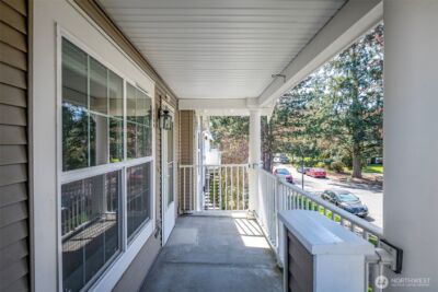 1766 Kennedy Place #D6, Dupont, WA 98327 - Photo 3