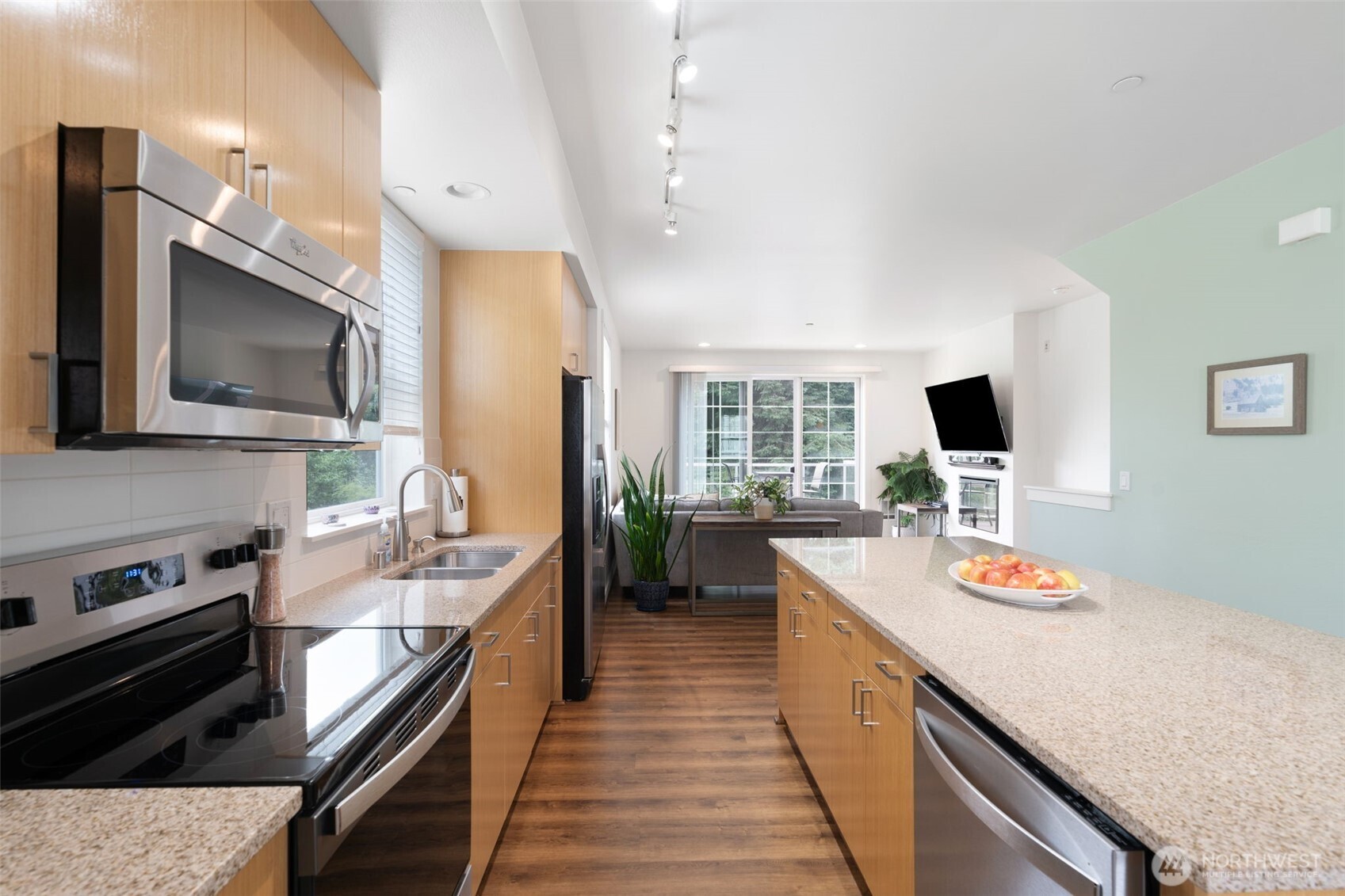 7574 129th Place SE #B107, Newcastle, WA 98056