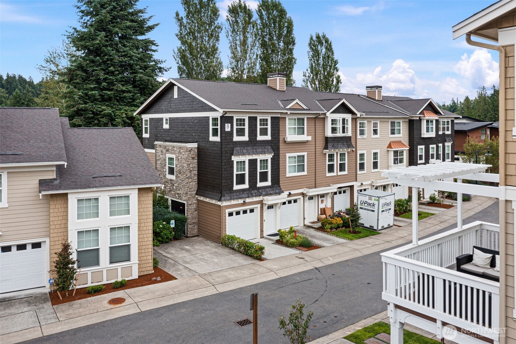 7574 129th Place SE #B107, Newcastle, WA 98056