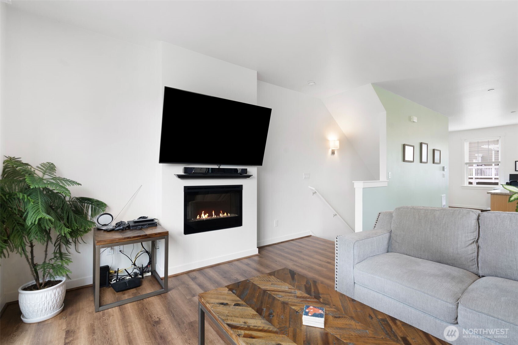 7574 129th Place SE #B107, Newcastle, WA 98056