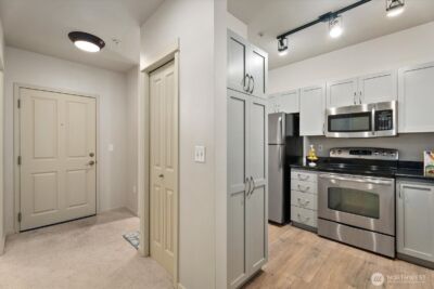 111 108th Avenue NE #A312, Bellevue, WA 98004 - Photo 8