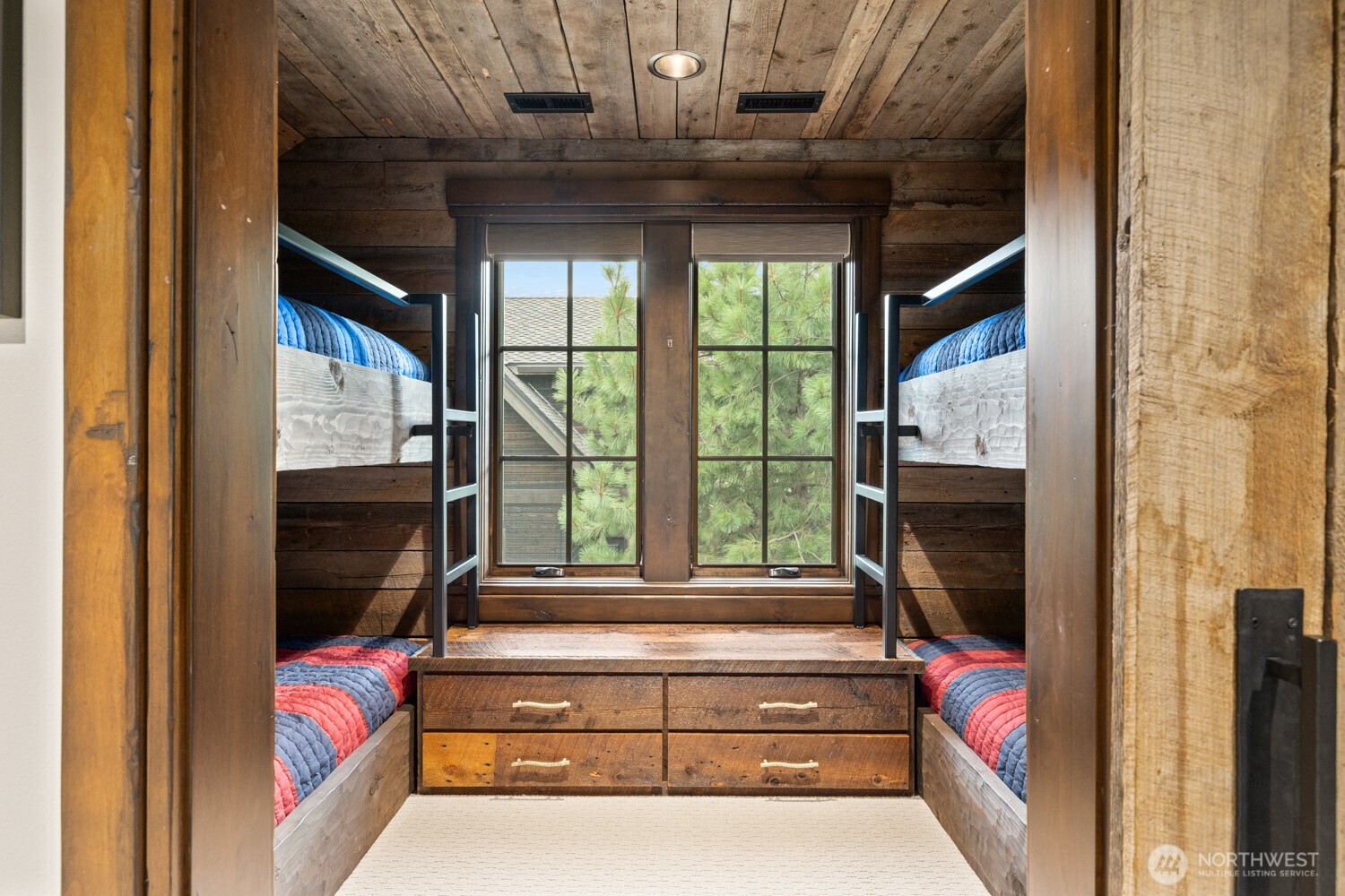 301 Big Hill Drive , Cle Elum, WA 98922