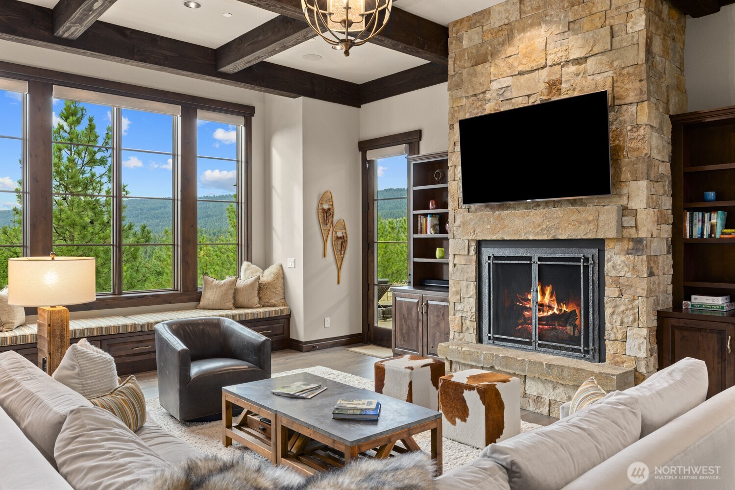 301 Big Hill Drive , Cle Elum, WA 98922