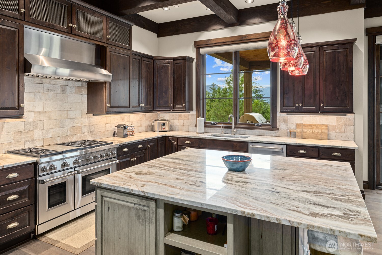 301 Big Hill Drive , Cle Elum, WA 98922