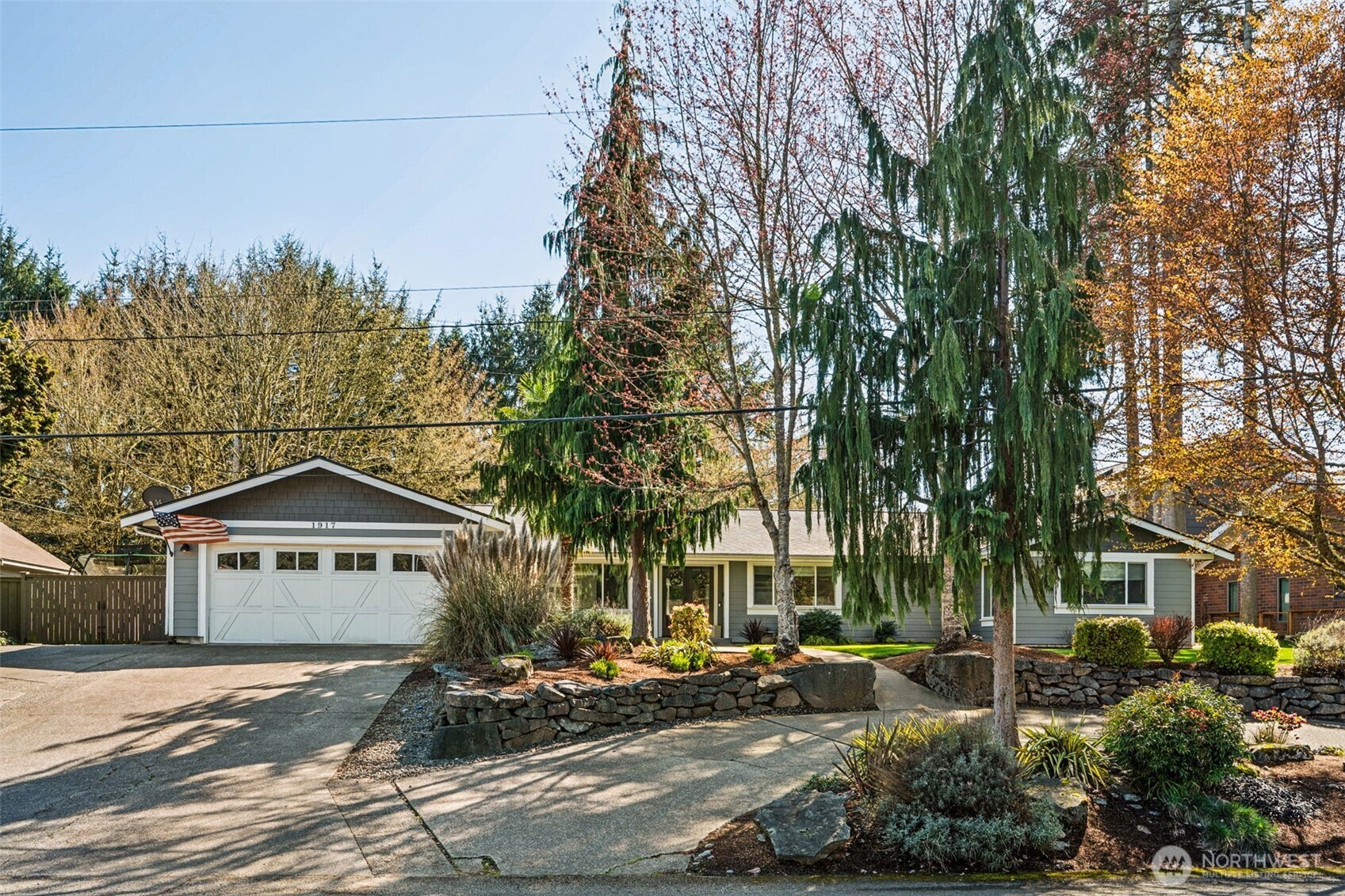 1917 Allegro Drive SE, Olympia, WA 98501
