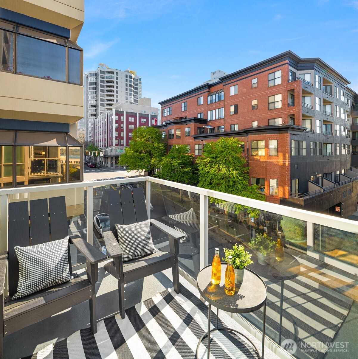 76 Cedar Street #609, Seattle, WA 98121