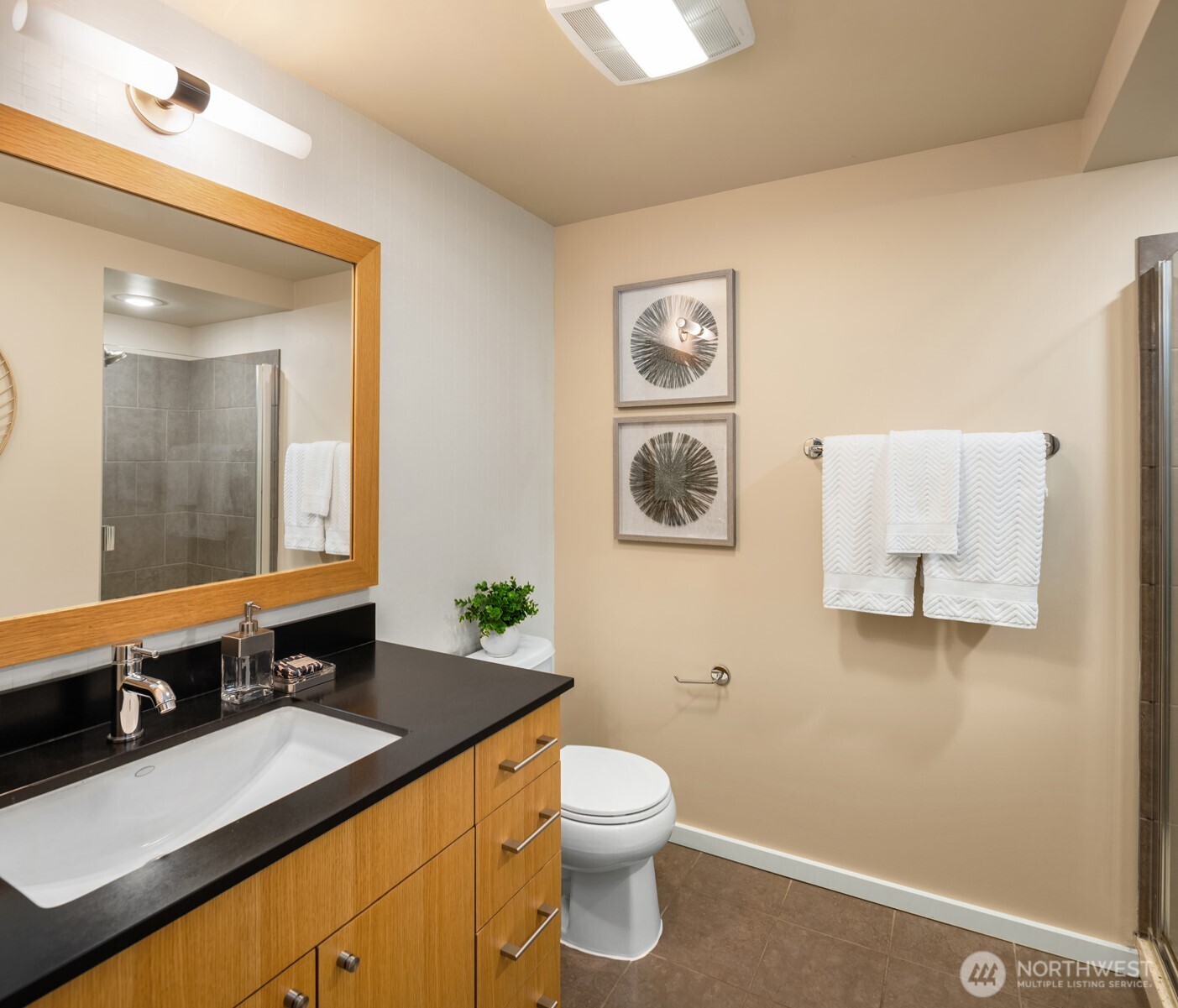 76 Cedar Street #609, Seattle, WA 98121