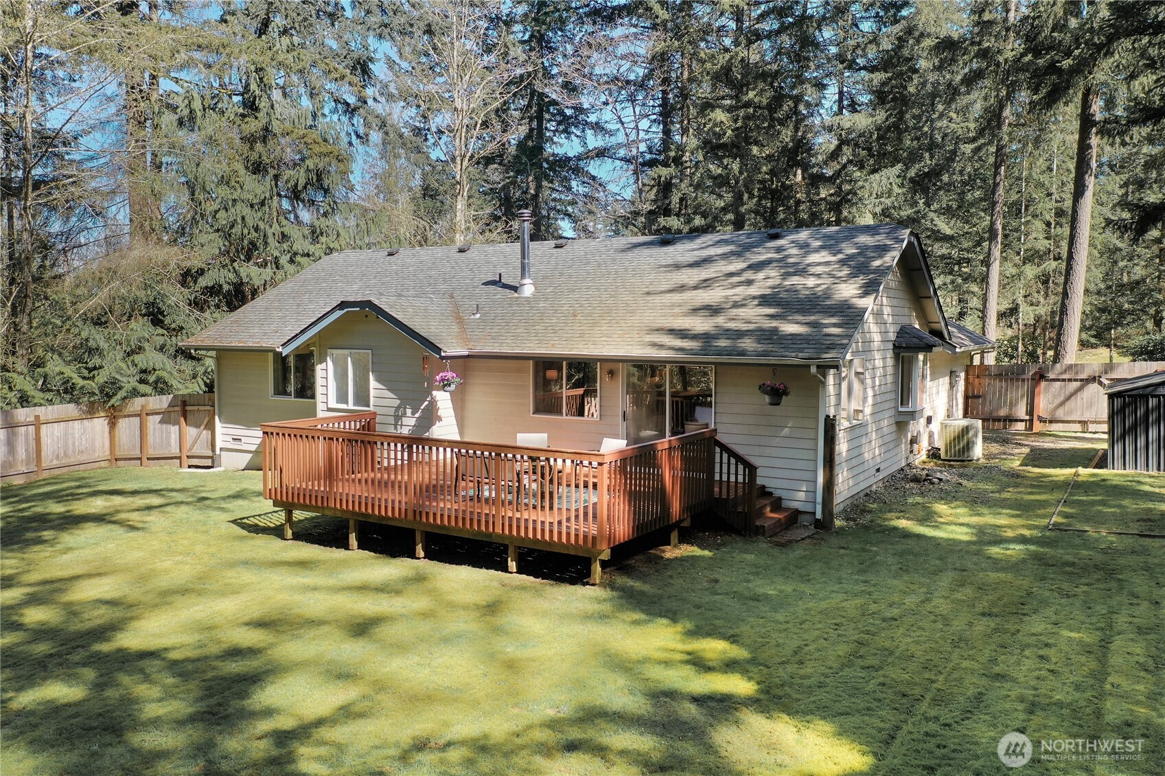 1400 SW Station Circle Road , Port Orchard, WA 98367