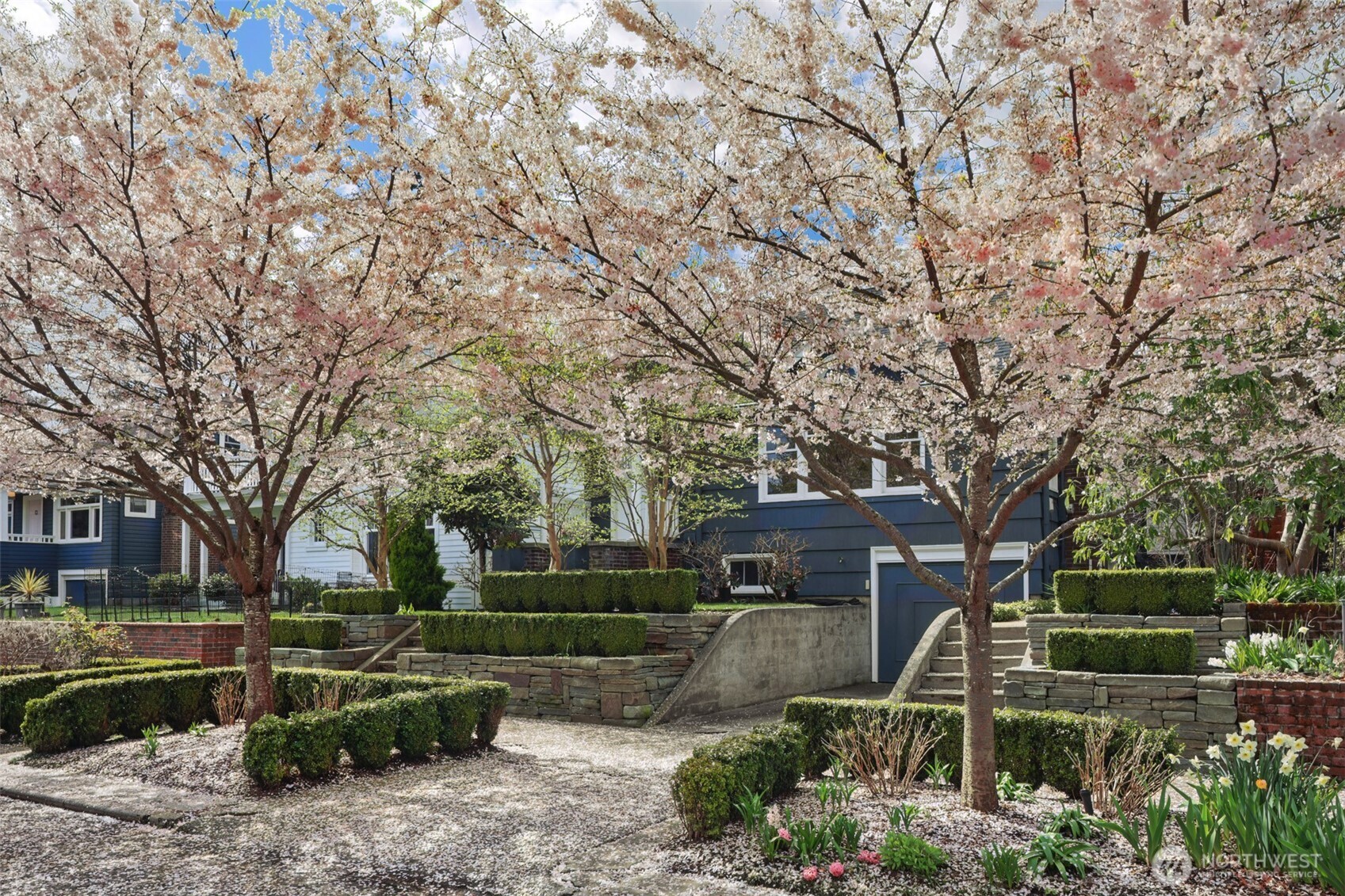 719 35th Avenue , Seattle, WA 98122