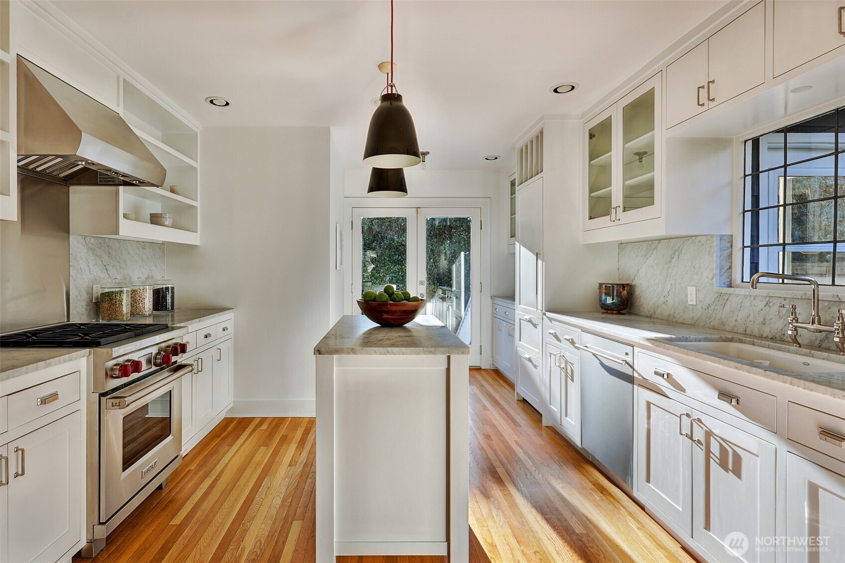 719 35th Avenue , Seattle, WA 98122