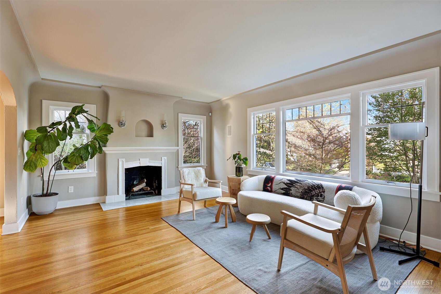 719 35th Avenue , Seattle, WA 98122