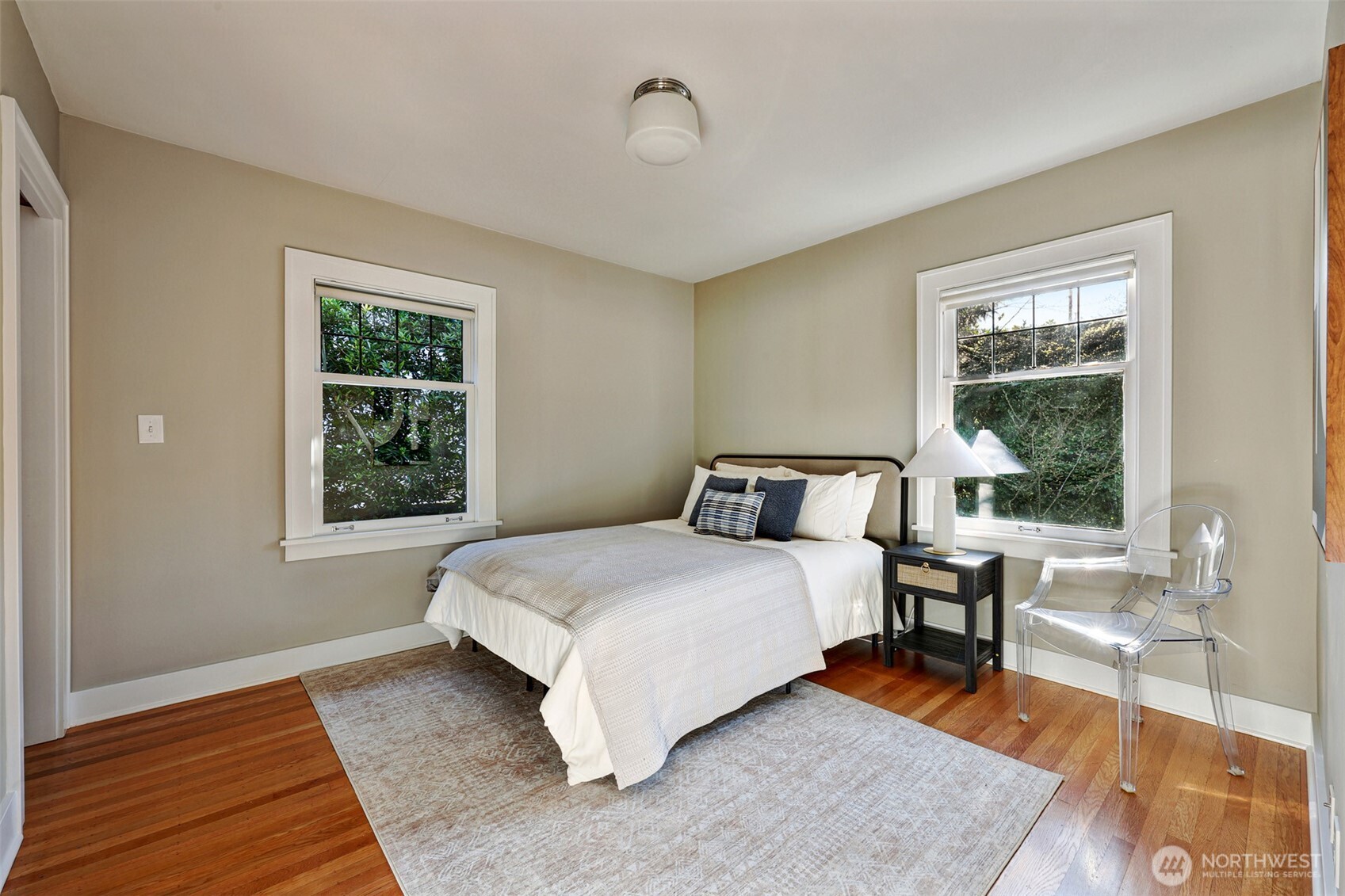 719 35th Avenue , Seattle, WA 98122