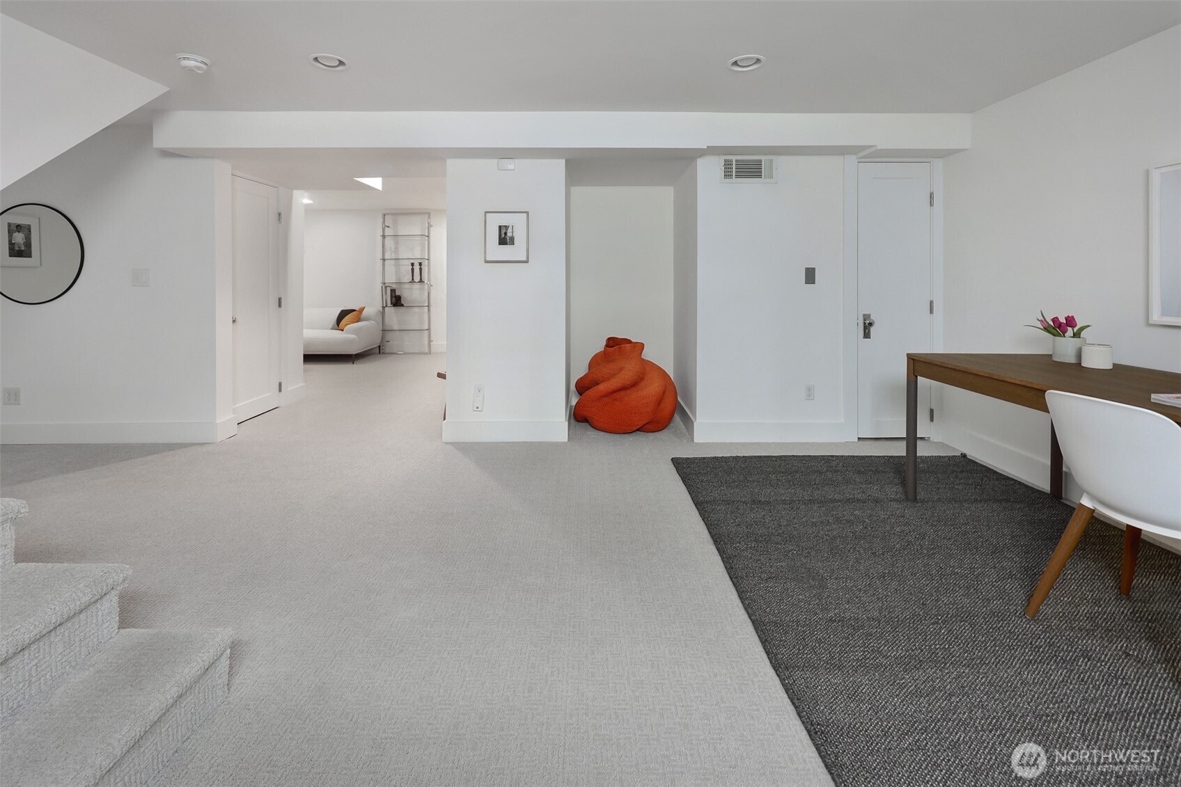 719 35th Avenue , Seattle, WA 98122