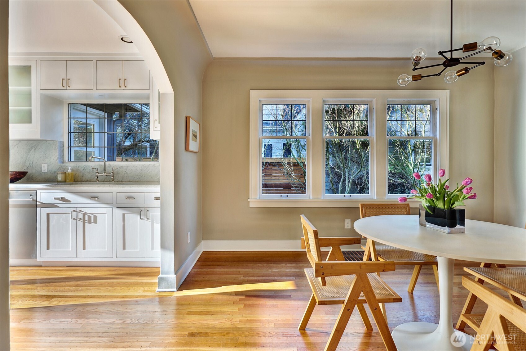 719 35th Avenue , Seattle, WA 98122