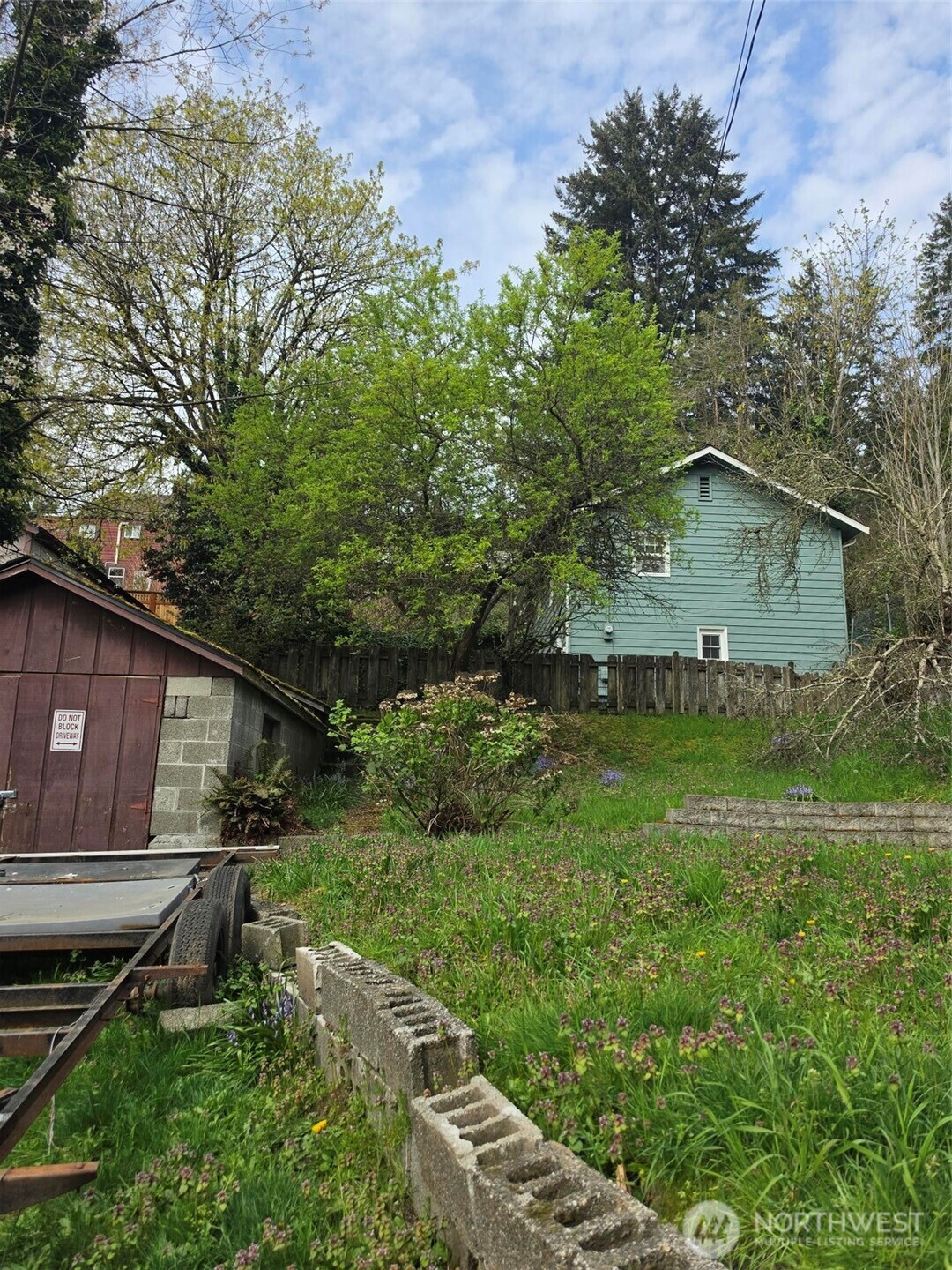 235 S Hartford Avenue , Bremerton, WA 98311