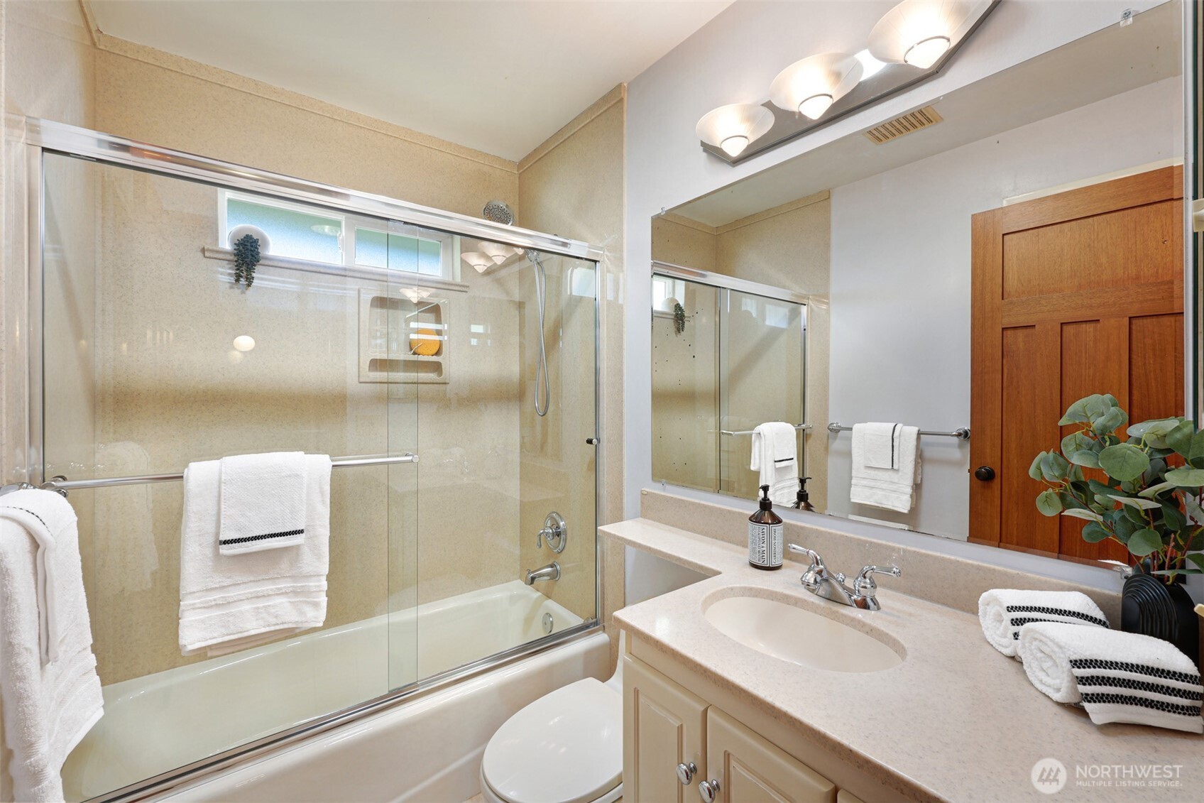 3511 NW 67th Street , Seattle, WA 98117