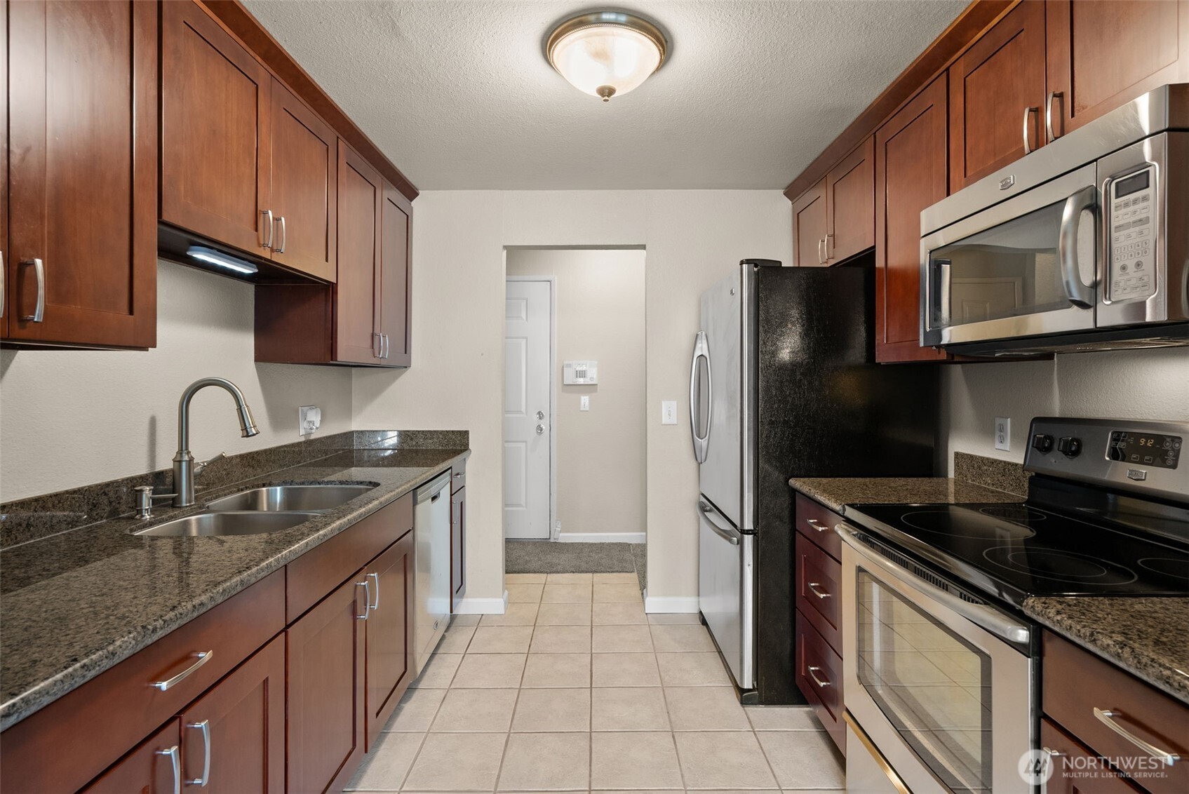 1800 SW 318th Place #31C, Federal Way, WA 98023