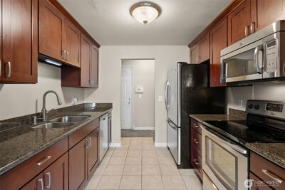 1800 SW 318th Place #31C, Federal Way, WA 98023 - Photo 2
